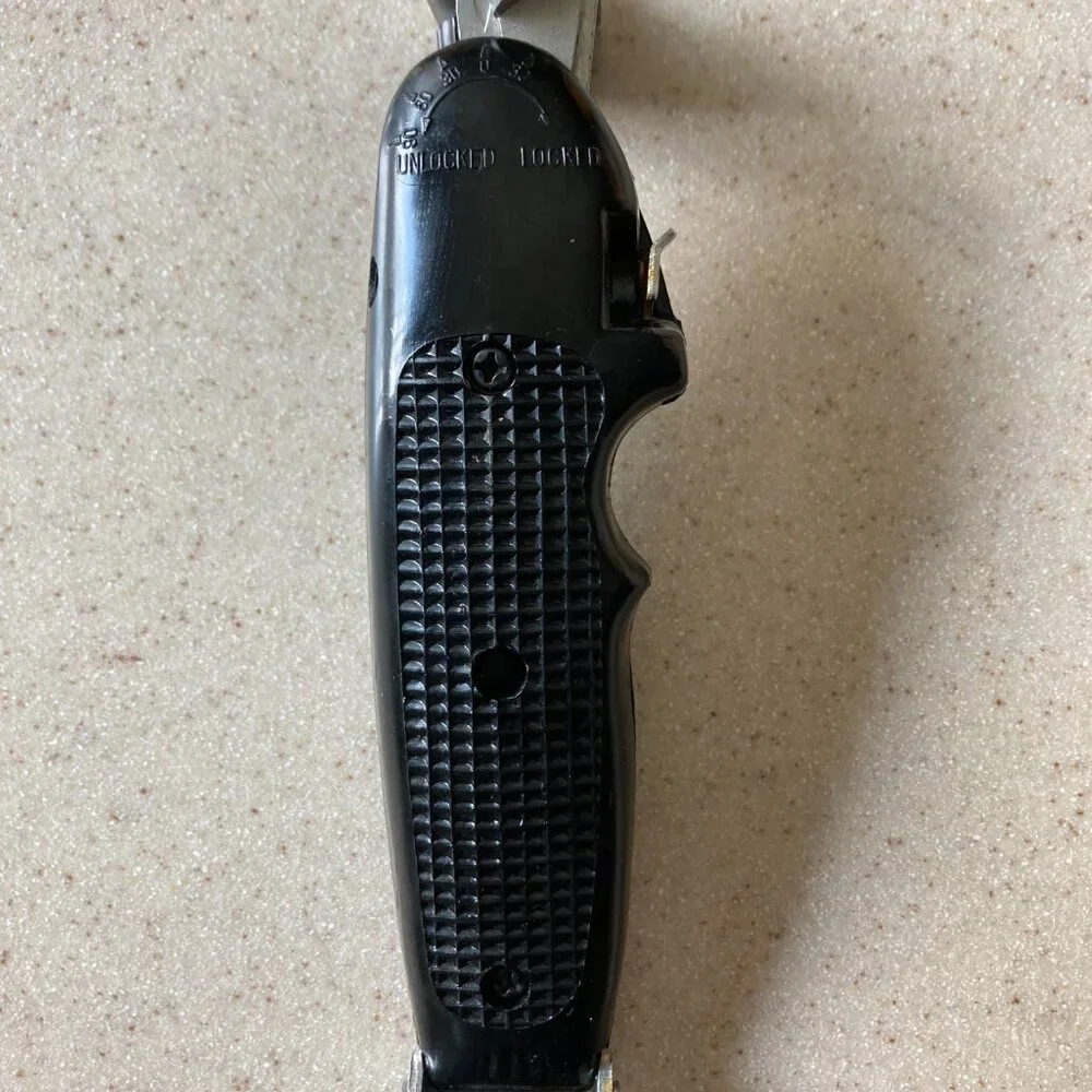 Vintage LPL Camera Accesory: Camera Flash Gun Bracket